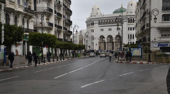اليوم بدء تطبيق حظر التجول في الجزائر بسبب انتشار كورونا