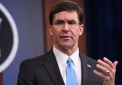  وزير الدفاع الأمريكي يؤيد إقالة قائد حاملة الطائرات "روزفلت"