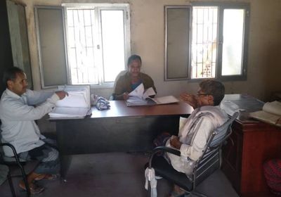 الجراد والسيول يكبدان مزارعي ردفان 40 مليون ريال  