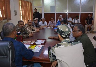 "صيرة" تكافح كورونا بإغلاق المطاعم وقاعات الأفراح