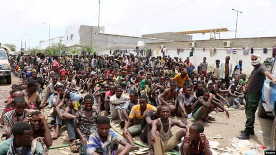 المهاجرون الأفارقة.. ورقة الحوثي لتهديد السعودية ونقل كورونا إلى اليمن