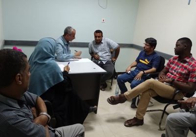 "الانتقالي" يبحث آلية التعامل مع مصابي كورونا