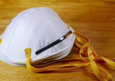  رئيس ولاية ألمانية: على المواطنين الاستعداد لاحتمال توسيع نطاق ارتداء الكمامات مستقبلا