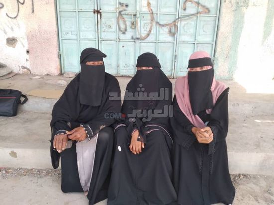 سيدات حي النصر ينتقدن تخاذل السلطة المحلية بزنجبار (صور)