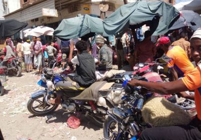 قتيل وجريح في إطلاق النار بسوق قات الحصن