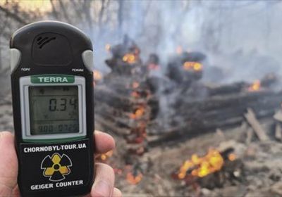 انتشار الحرائق بسبب تزايد الرياح في منطقة تشيرنوبل بأوكرانيا