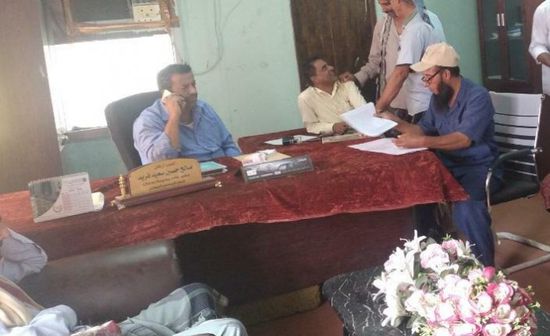 تحديد آلية توزيع المساعدات على مزارعي ردفان