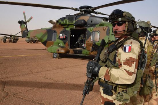 «كورونا» يخترق صفوف الجيش الفرنسي