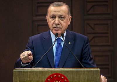 صحفي سعودي مُهاجمًا أردوغان: يترك شعبه يهلك ويدعم الإسرائيلين ضد كورونا