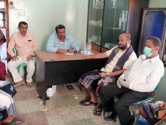 تحسباً لكورونا.. إغلاق الأسواق الكبيرة والمطاعم بردفان