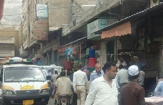 للمرة الثانية.. مليشيا الإخوان تفشل بإغلاق أسواق القات بتعز  