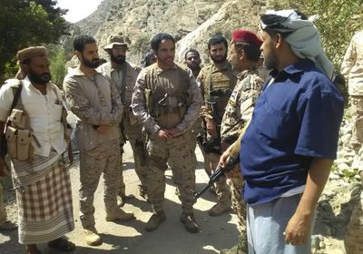 قيادة التحالف تتعهد بتقديم الدعم لجبهات حدود الصبيحة (صور)