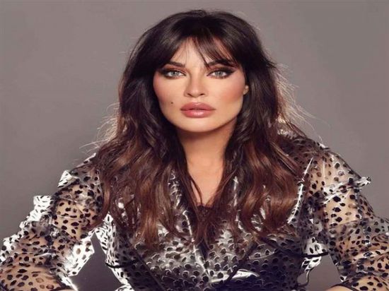 نادين نسيب نجيم تحتفل بعيد الفصح