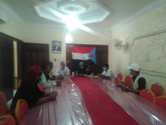 لمجابهة كورونا.. "طوارئ انتقالي حضرموت" تدشن فرق ترصد وبائي