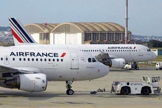 طائرة فرنسية تتعرض لإطلاق نار أثناء إجلاء مواطنيها من الكونغو