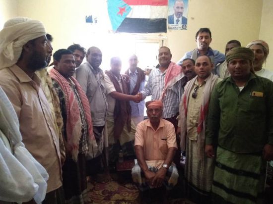 "انتقالي سقطرى" يؤيد اختيار بن قبلان لقيادته (صور)