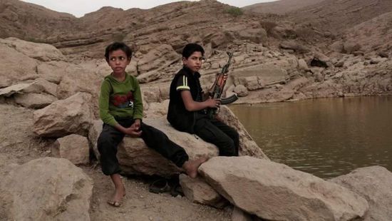 أطفال اليمن يواجهون الموت على الجبهات وداخل السجون