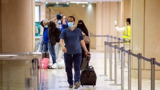 وصول 252 مواطنا سعوديا إلى المملكة قادمين من بريطانيا