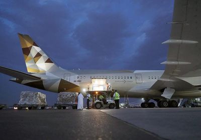 الإمارات ترسل طائرة مساعدات إلى قبرص لدعمها في مكافحة كورونا (صور)