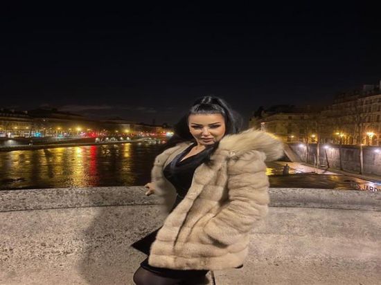 سمية الخشاب تقلد شريهان من داخل العزل المنزلي (فيديو)