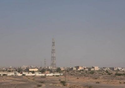 مدفعية الحوثي تقصف قرى في حيس