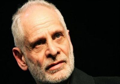 وفاة الممثل البريطاني بروس مايرز عن عمر 78 عامًا