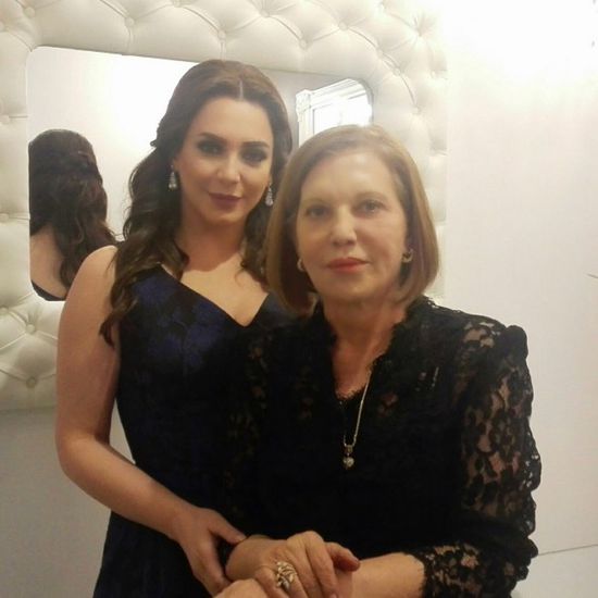 سلاف فواخرجي :الوقت هو أمي ودقات الساعة هي دقات قلب أمي