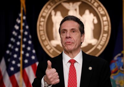 حاكم نيويورك يُعلن تسجيل 2000 إصابة و630 وفاة جديدة جراء كورونا