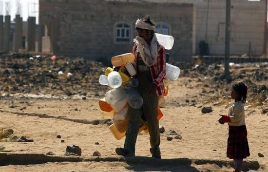  عراقيل الجهود الإغاثية.. الحوثي يعادي الإنسانية