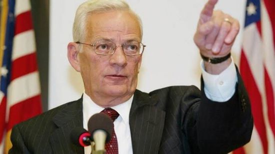 وفاة وزير الخزانة الأمريكي الأسبق بول أونيل