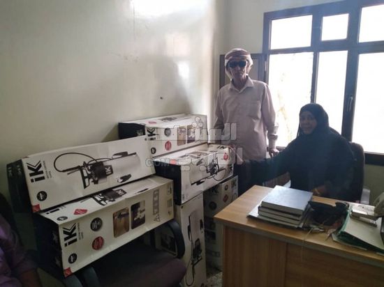 "إغاثية انتقالي أبين" تستلم معدات رش ضبابي (صور)