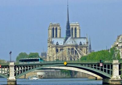  مفاجأة.. باريس تعلن عن ظهور آثار لكورونا في الأنهار والمستنقعات