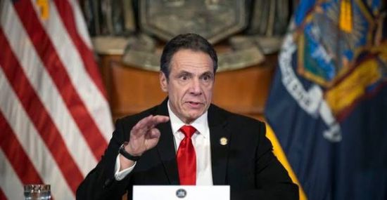  نيويورك تشهد تراجعا في عدد الوفيات و"كومو" يدعو لليقظة