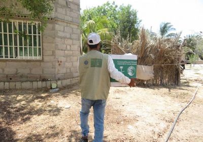 100 سلة غذائية للأسر الفقيرة بالمهرة