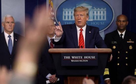 انطلاق المؤتمر الصحفي اليومي لخلية الأزمة الأمريكية حول كورونا