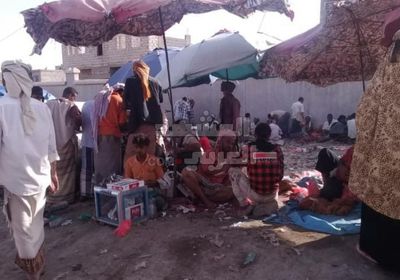 "شباب لحج" يفتح ملعب حمدين لبيع قات