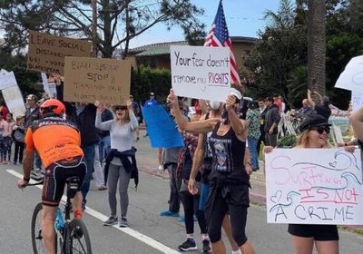 دول تتجه إلى تخفيف القيود بسبب كورونا بعد تراجع انتشار الوباء