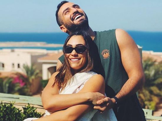 بسبب كورونا.. محمد الشرنوبي يؤجل زفافه من راندا رياض