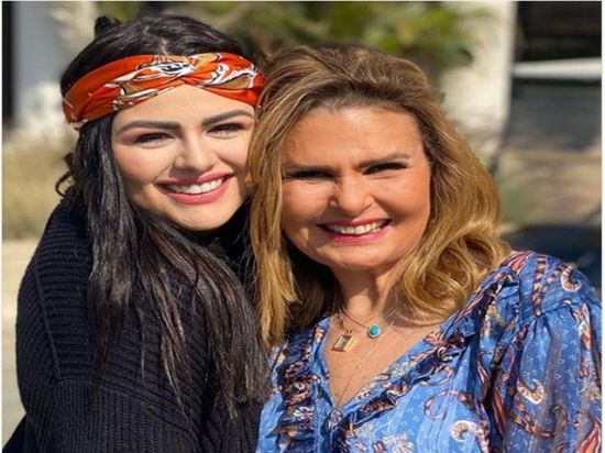 هنادي مهنا بصحبة يسرا في أحدث ظهور لها 