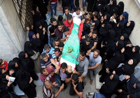  قوات الاحتلال الإسرائيلي تطلق الرصاص على حاجز "الكونتينر" واستشهاد فلسطيني