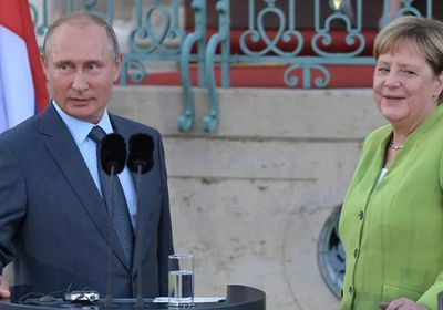بوتين وميركل يبحثان 4 قضايا خلال اتصال هاتفي أبرزهم مستجدات كورونا