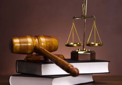 تمديد قرار تعليق عمل "الإدارات العدلية" لأسبوعين