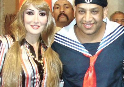 عصام كاريكا يهنئ غادة عبدالرازق بمسلسلها "سلطانة المعز"