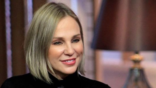 بالكمامات.. شيرين رضا تهنئ جمهورها بشهر رمضان