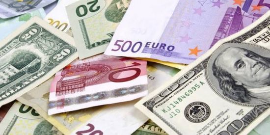  بعد اجتماع الاتحاد الأوروبي.. الدولار يسجل أفضل أداء أسبوعي واليورو ينخفض