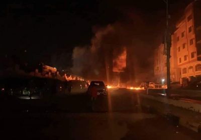 تنديد شعبي بفساد الشرعية وانهيار الكهرباء في عدن