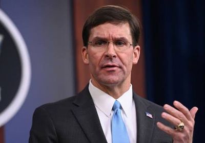 مباحثات حول إعادة قبطان حاملة الطائرات "روزفلت" إلى منصبه