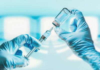 بريطانيا تبدأ تجارب تحديد إمكانية معالجة بلازما الدم مصابي كورونا