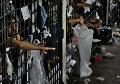 إصابة مأمور أحد السجون في الأرجنتين بـ&laquo;كورونا&raquo;.. وهذا رد فعل النزلاء