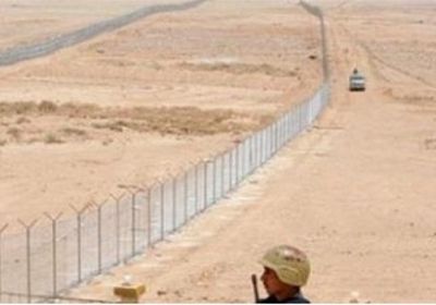 خلال شهر.. السعودية تضبط 31 يمنياً حاولوا التسلل إلى داخلها
